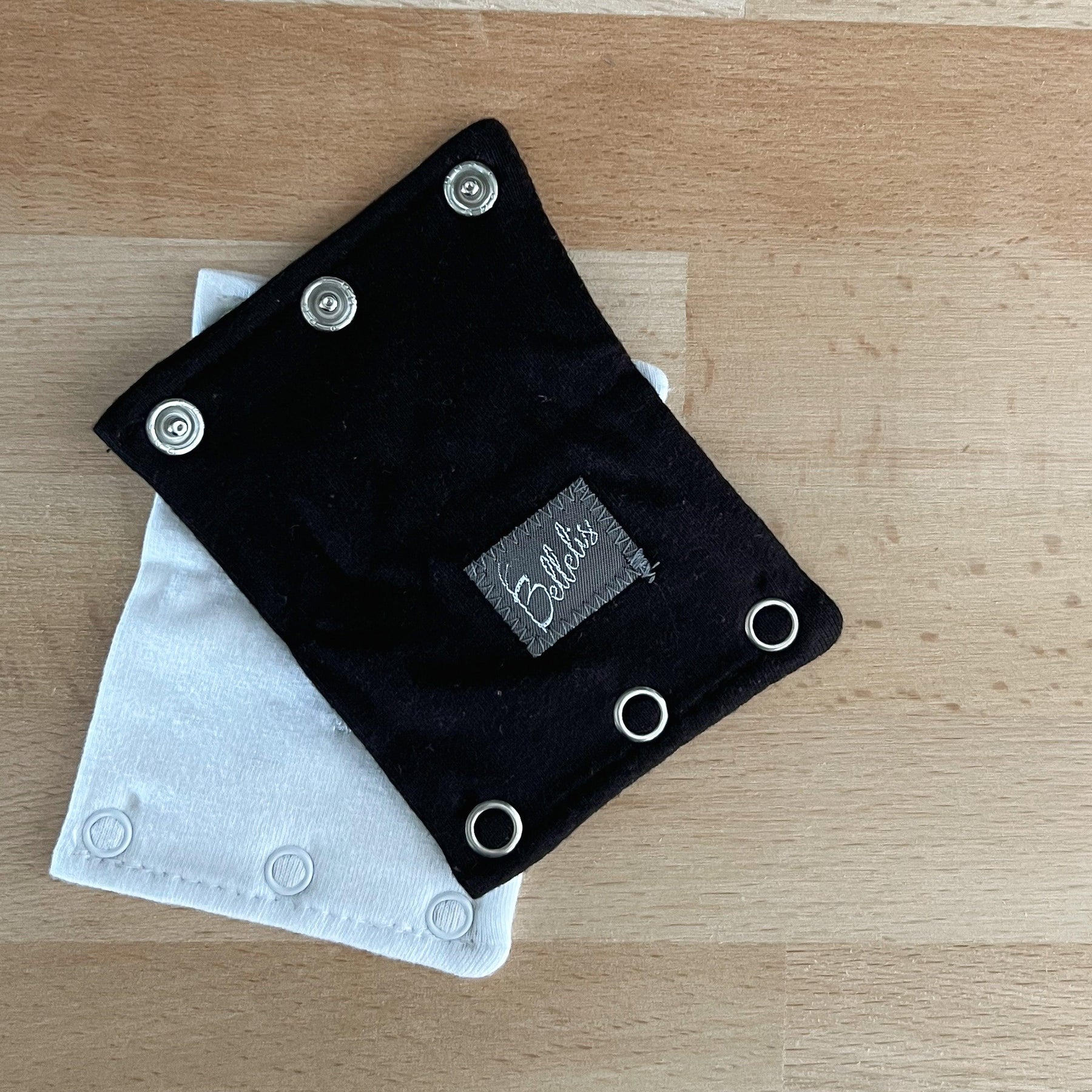 2 x Snap & Extend® Bodysuit Extender(assorted button size)BLACK +